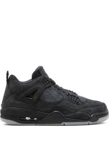 Air Jordan 4 Retro Kaws