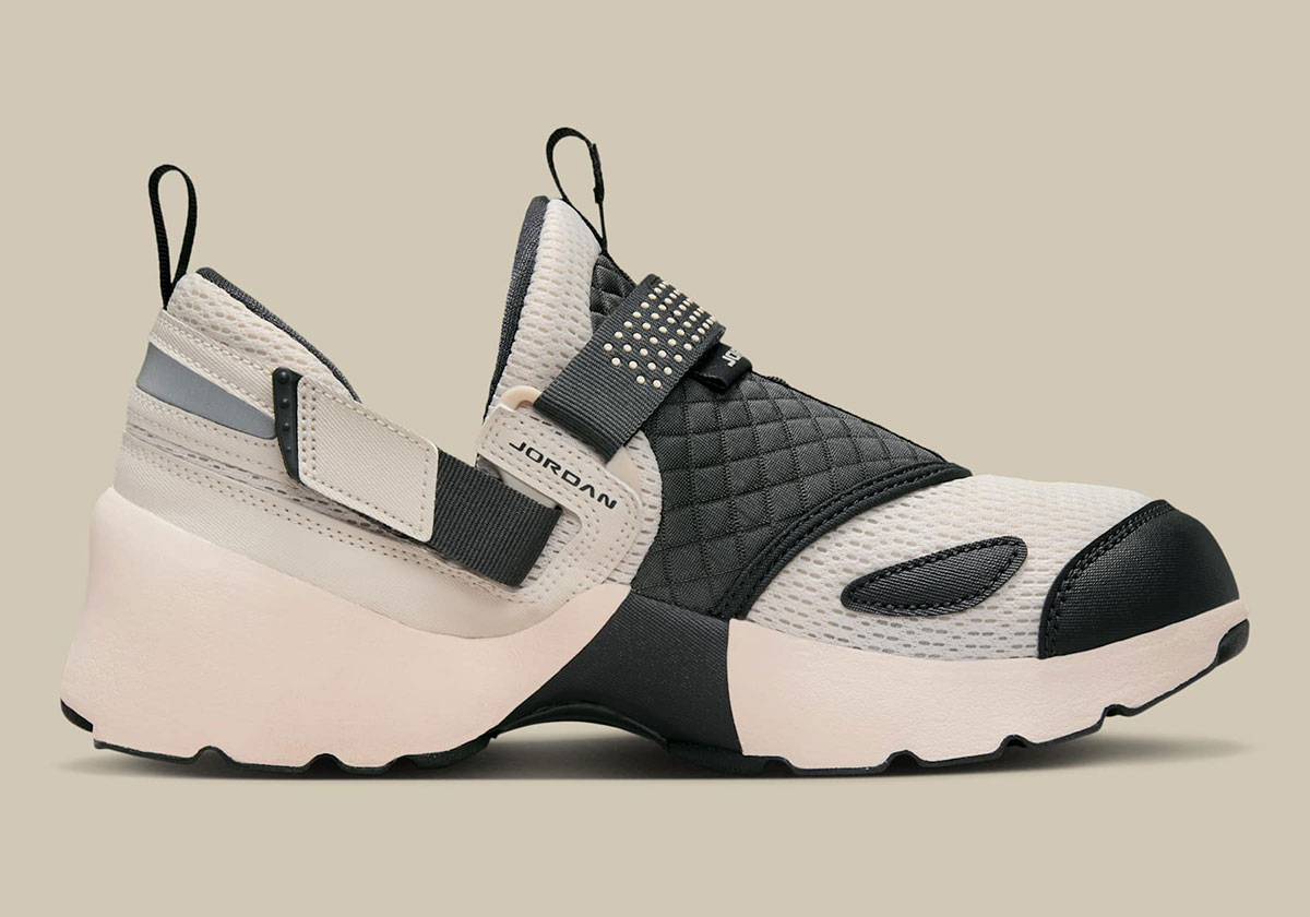 Jordan Trunner Lx Light Orewood Brown Anthracite Hq2164 102 1