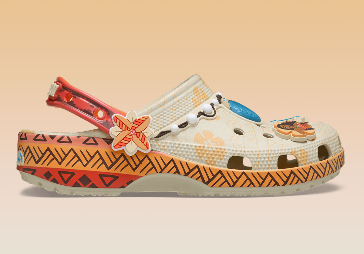 Moana Crocs Clog 211195 90h 1
