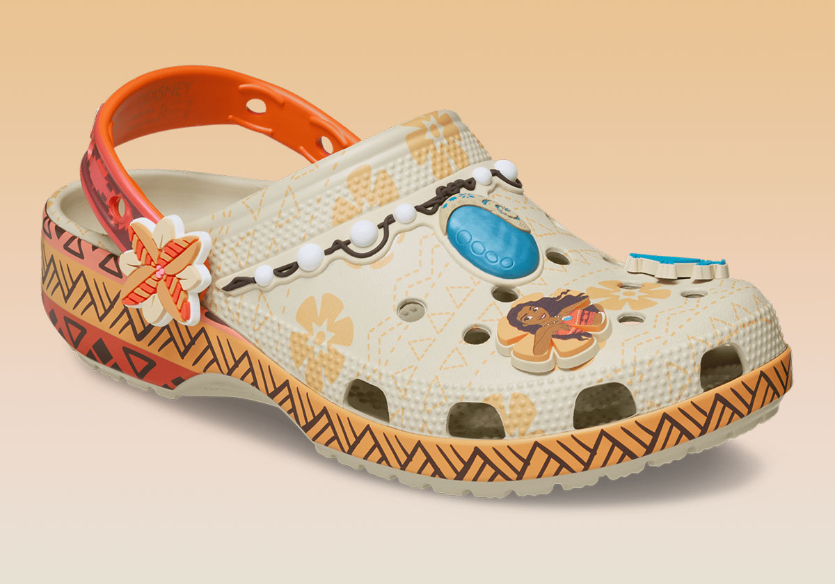 Moana Crocs Clog 211195 90h 3