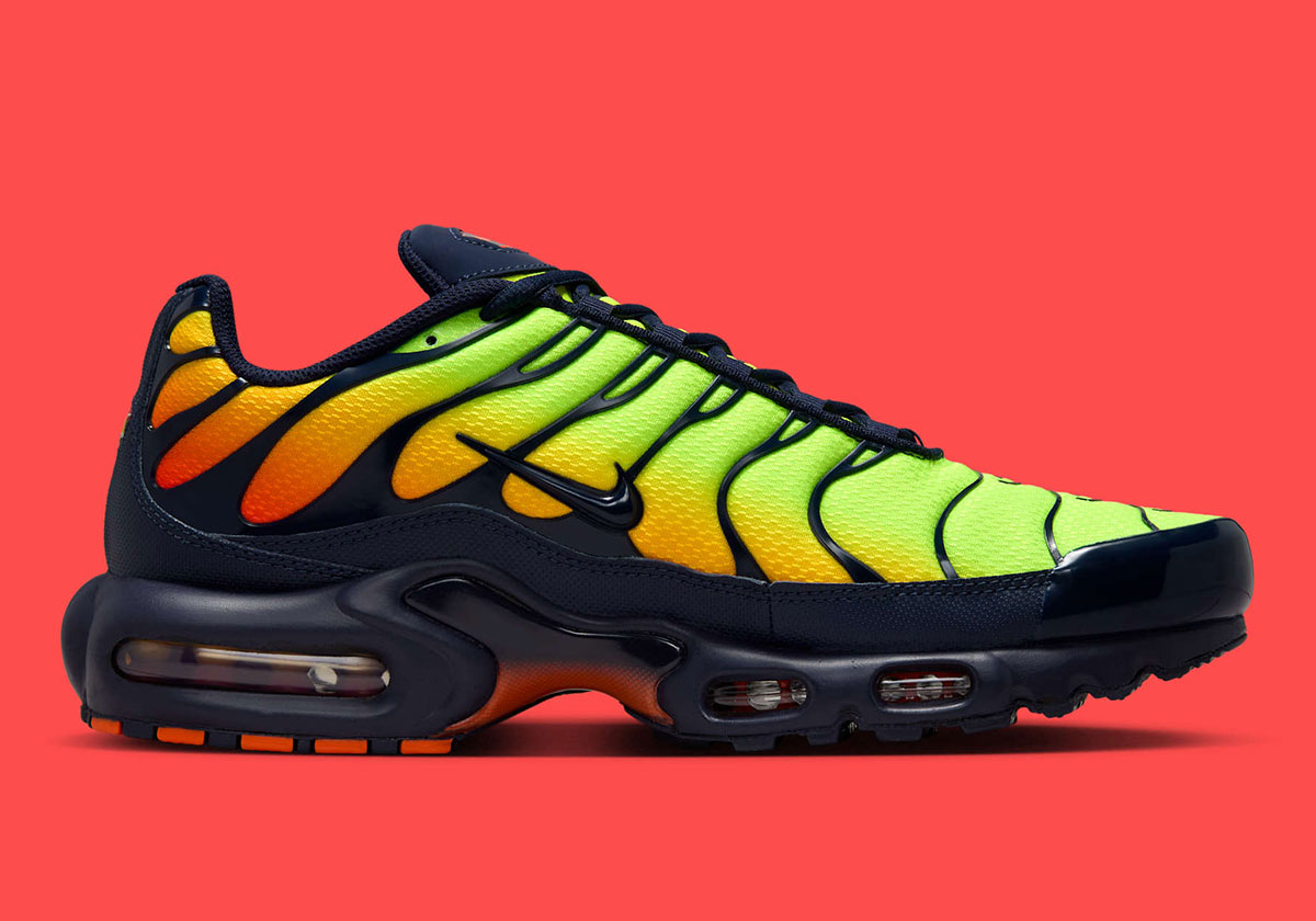 Nike Air Max Plus Lemon Venom Hyper Crimson Laser Orange Blackened Blue Dm0032 701 5