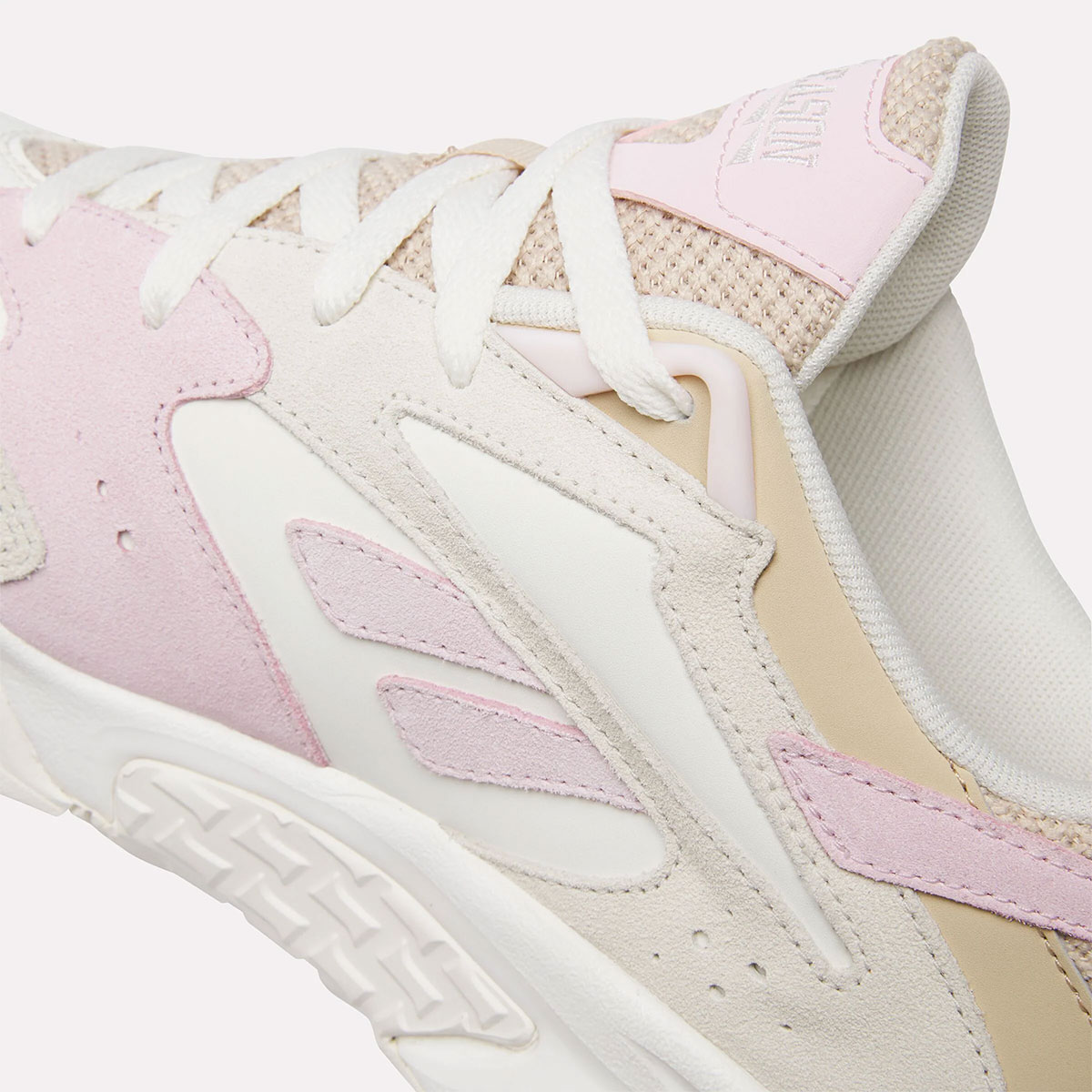 Reebok Preseason 94 Low Chalk Vintage Chalk Frosted Berry 100209105 3